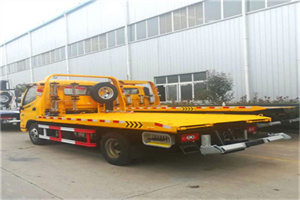 振安附近拖车救援搭电